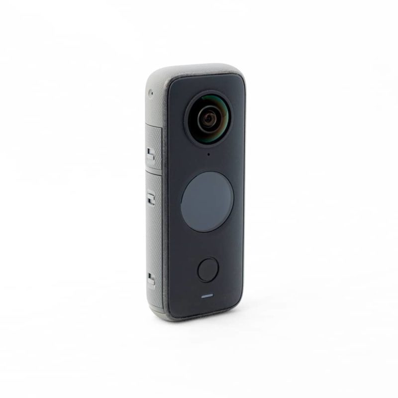 caméra 360 insta360 one x2 avec écran led